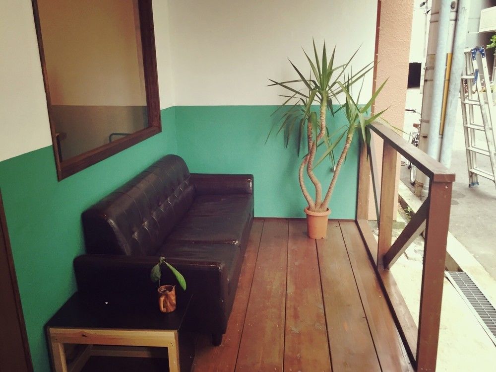 Hostel Chill Out Osaka Bagian luar foto