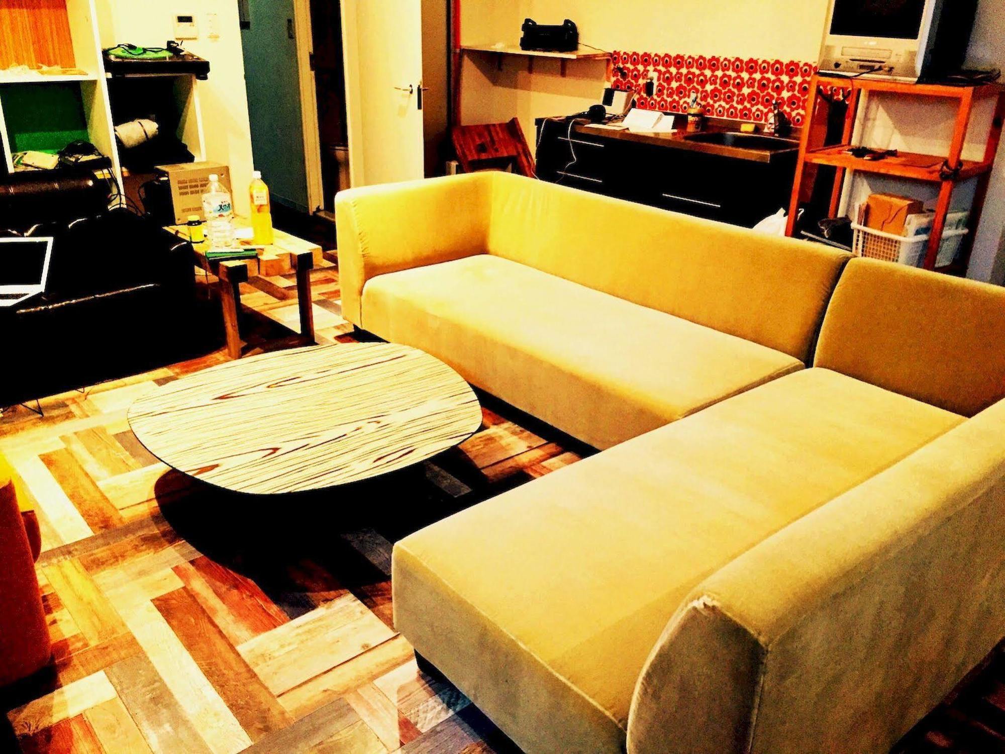 Hostel Chill Out Osaka Bagian luar foto