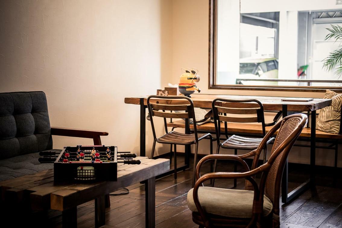 Hostel Chill Out Osaka Bagian luar foto